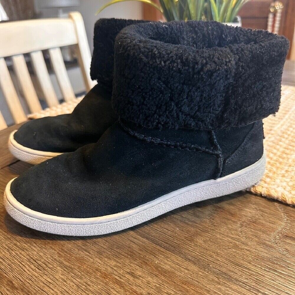 UGG 1094811 Black Suede Sherpa Lined Sneaker Boots Womens 6.5